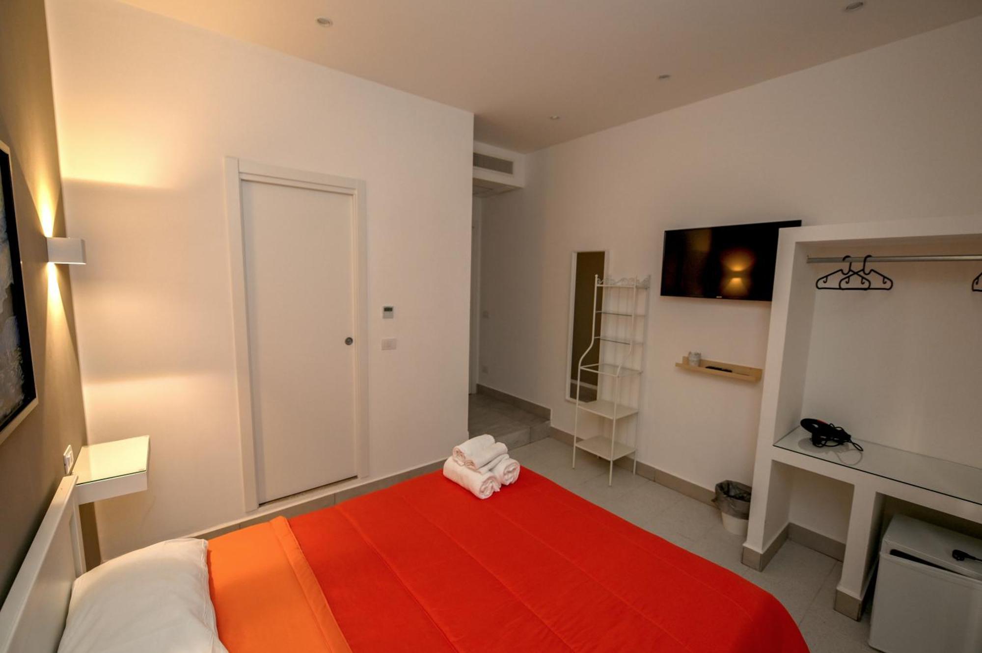 Living Salerno B&B ภายนอก รูปภาพ